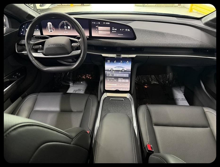 Lucid Air Pure 2024