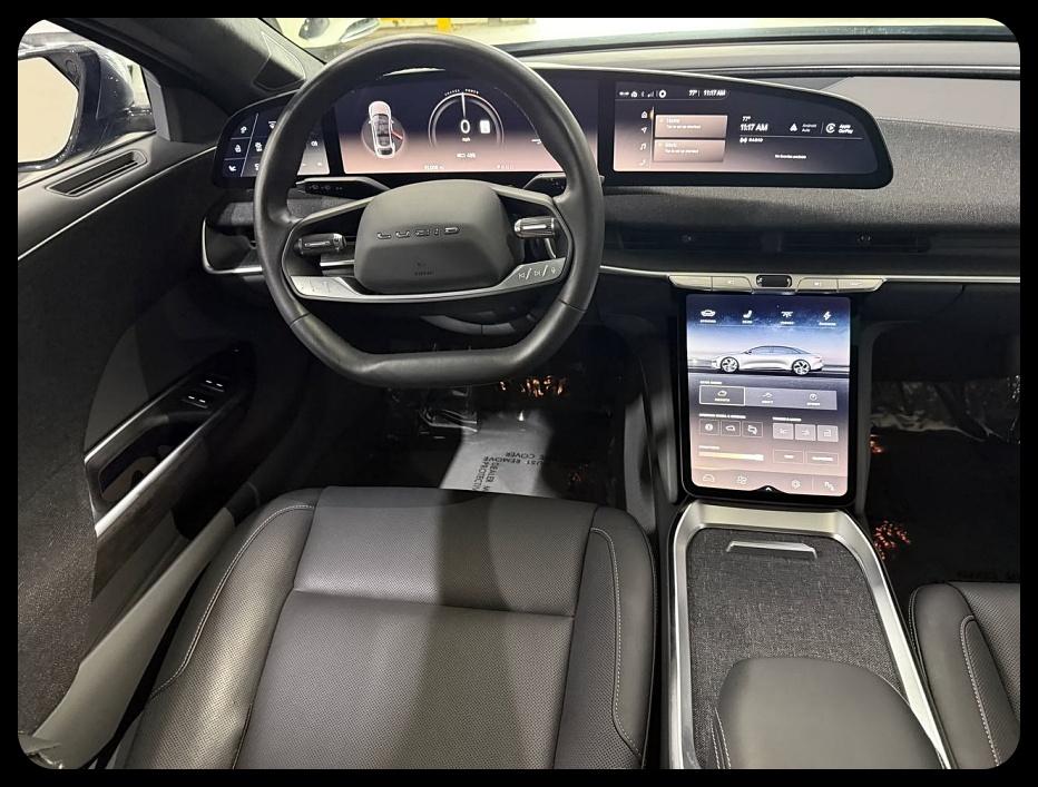 Lucid Air Pure 2024