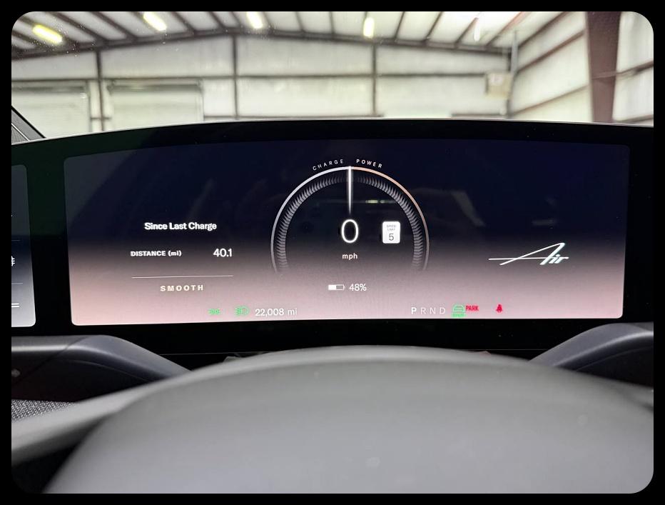 Lucid Air Pure 2024