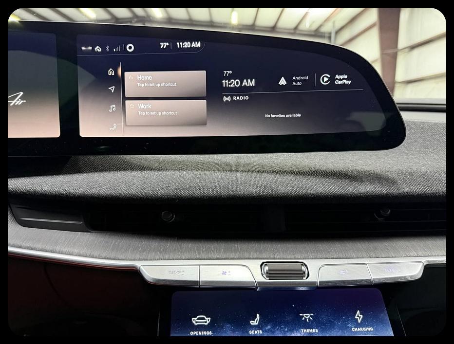 Lucid Air Pure 2024