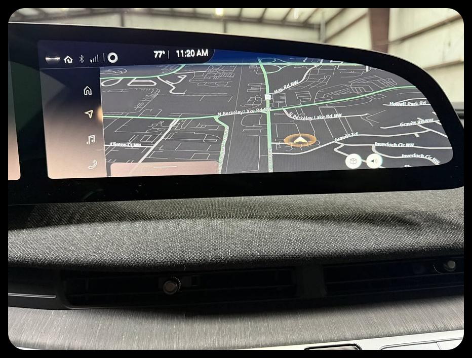 Lucid Air Pure 2024