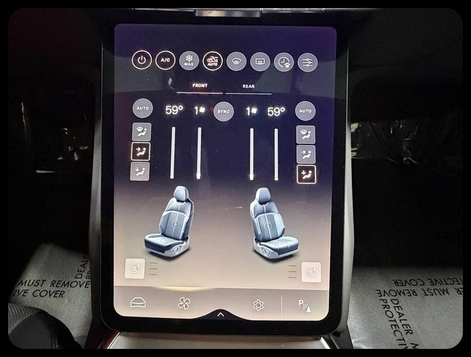 Lucid Air Pure 2024