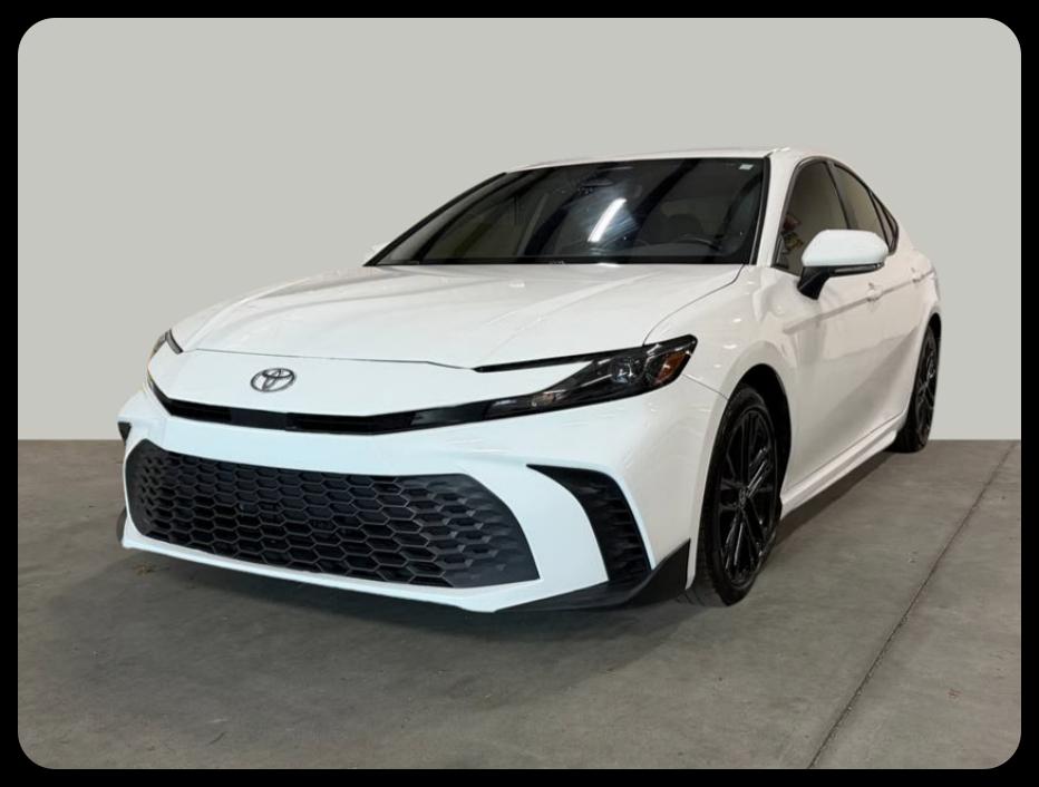 Toyota Camry Hybrid SE 2025