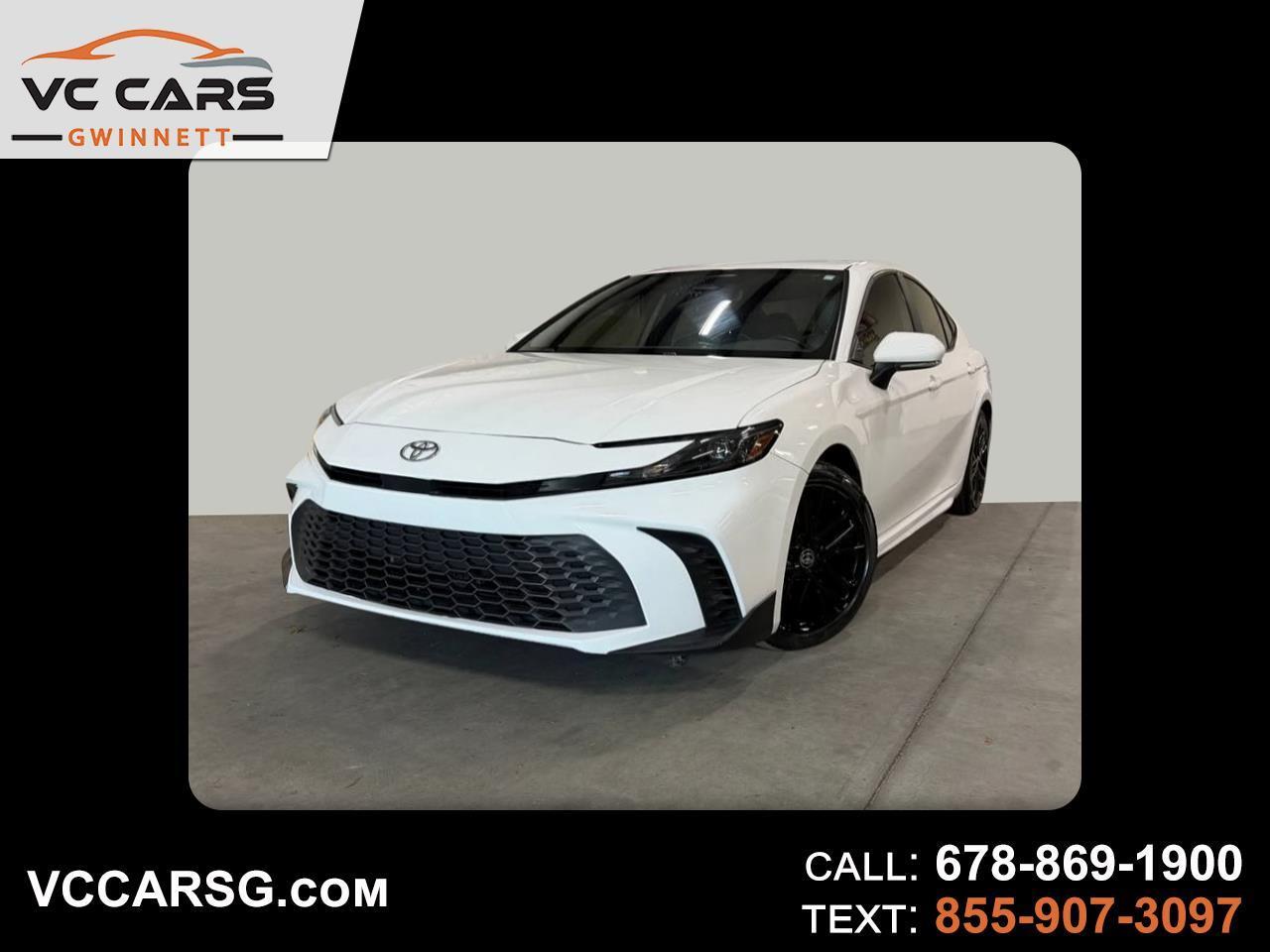 Toyota Camry Hybrid SE 2025