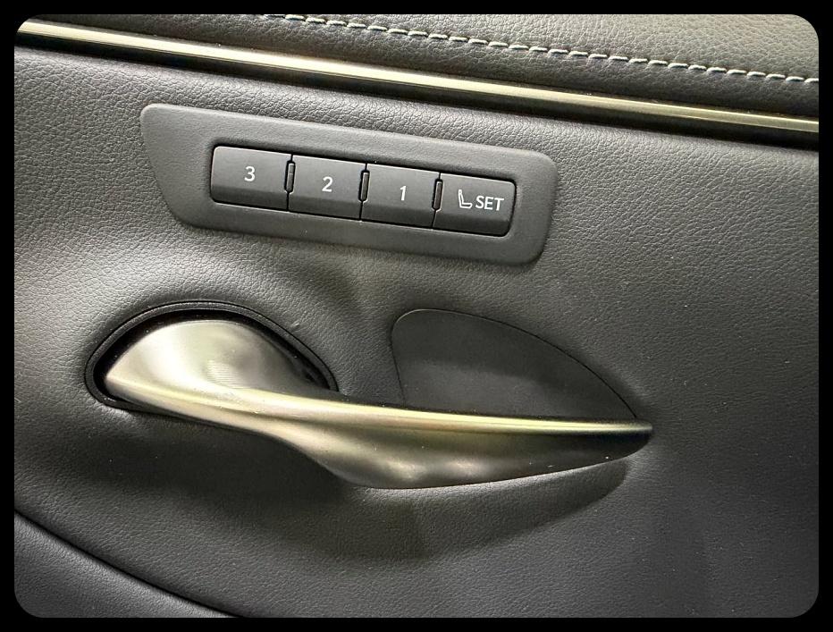 Lexus ES 300h Base 2022
