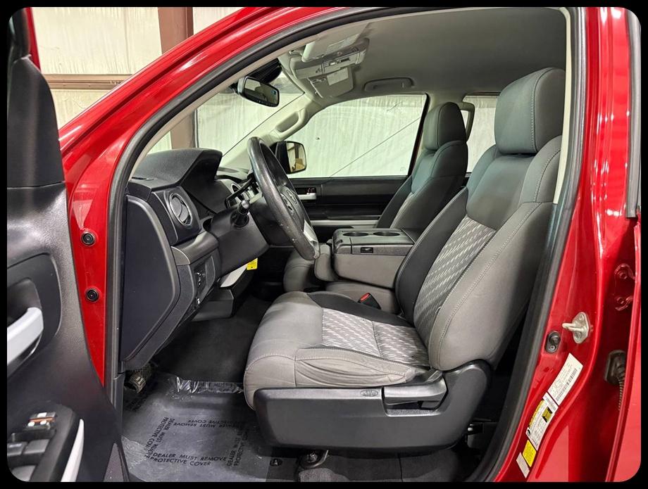 Toyota Tundra  2021