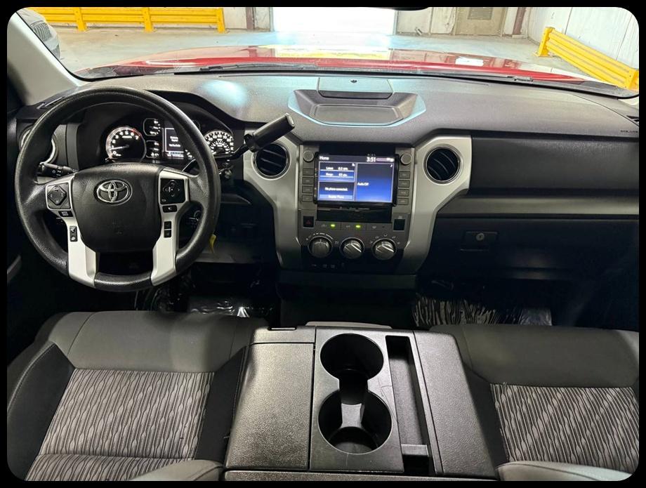 Toyota Tundra  2021