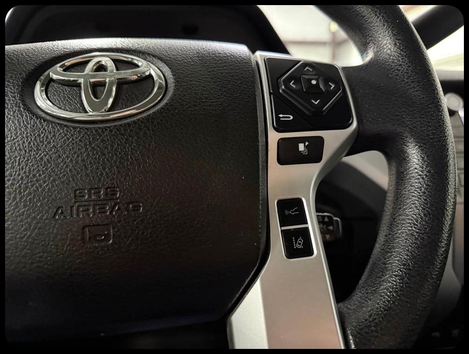 Toyota Tundra  2021