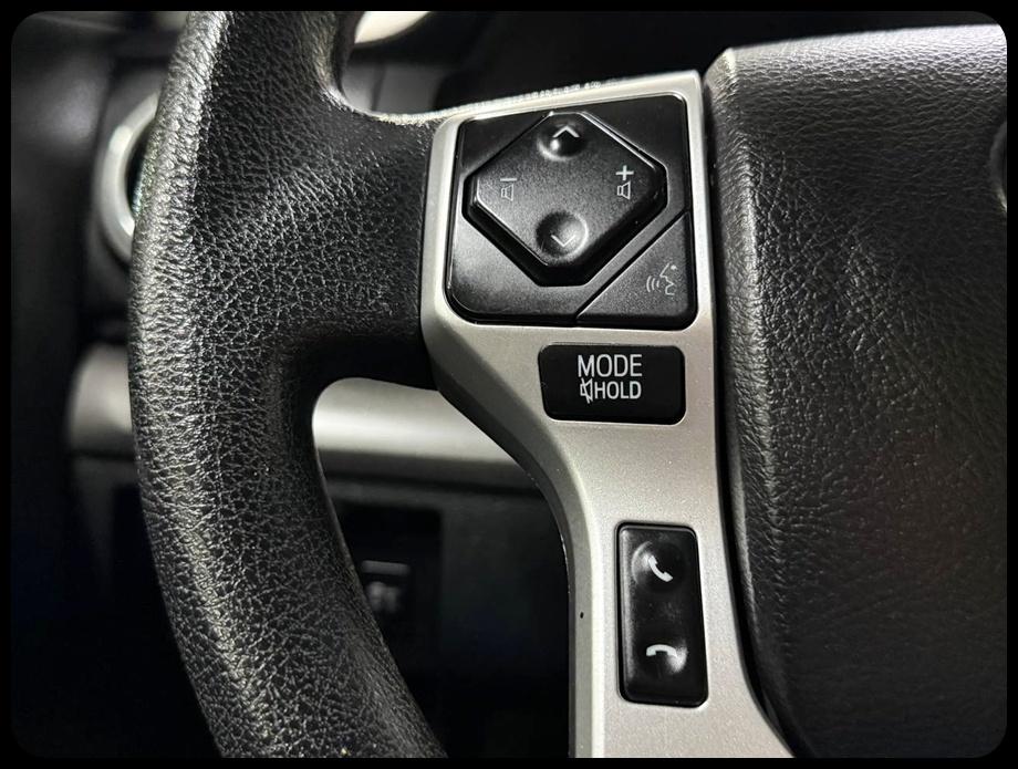 Toyota Tundra  2021