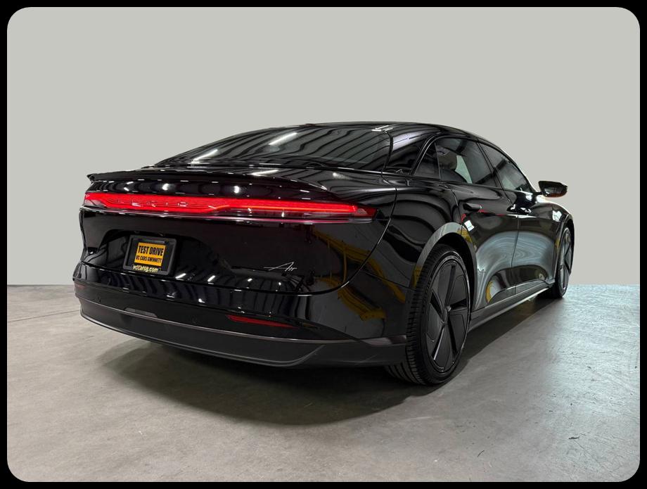 Lucid Air photo 5