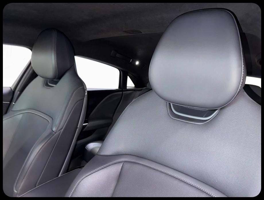Lucid Air photo 16