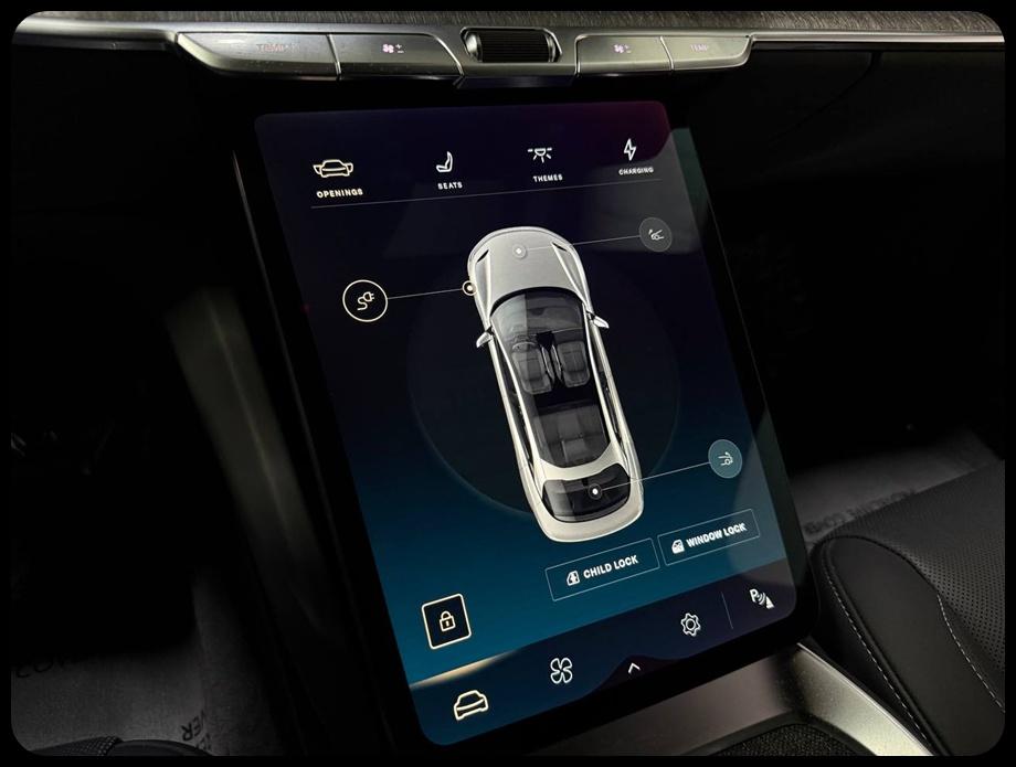 Lucid Air photo 46