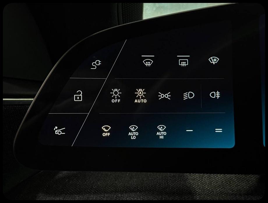 Lucid Air photo 49