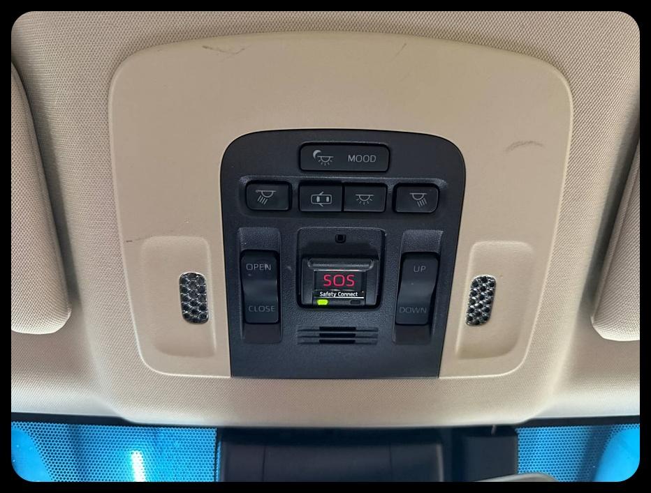 Toyota Avalon Hybrid  2019