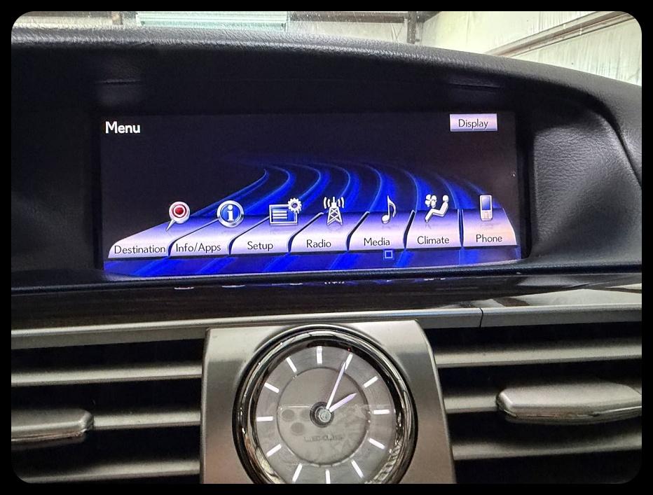Lexus LS 460  2013