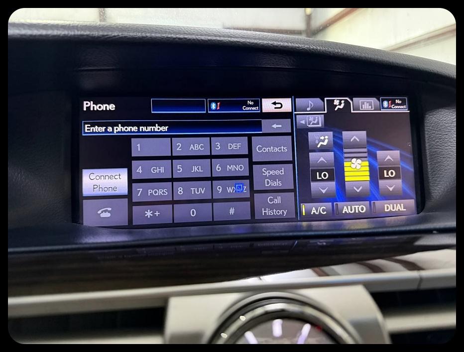 Lexus LS 460  2013