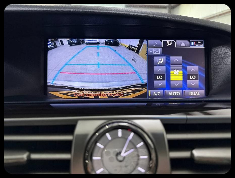Lexus LS 460  2013