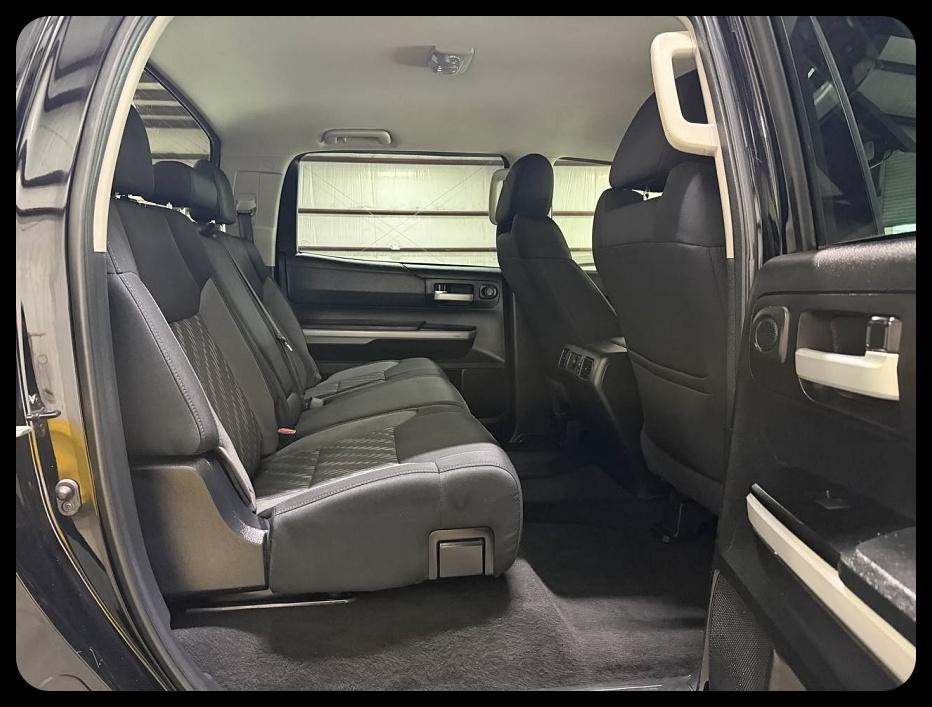 Toyota Tundra SR5 CrewMax 4WD 2021