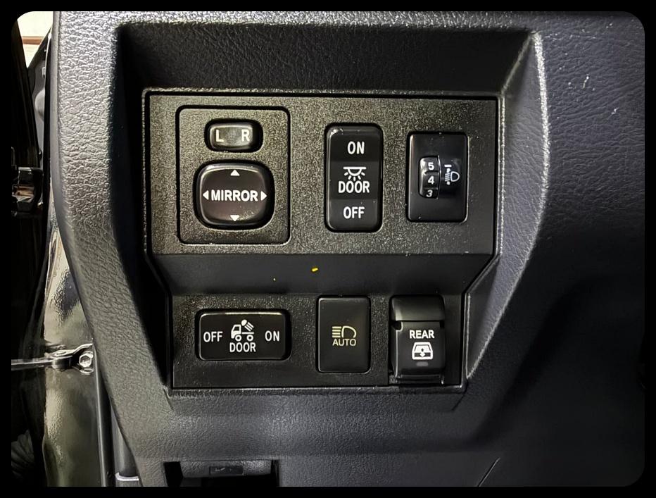 Toyota Tundra SR5 CrewMax 4WD 2021