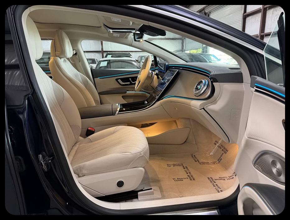 Mercedes-Benz EQS-Class  2022