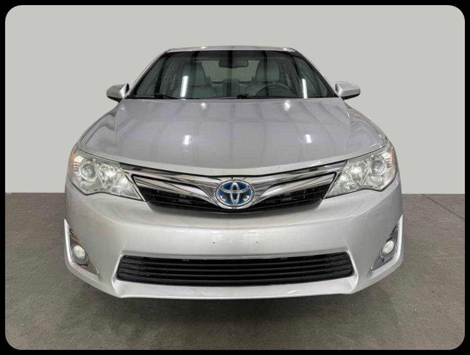 Toyota Camry photo 3