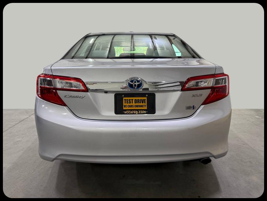 Toyota Camry photo 6