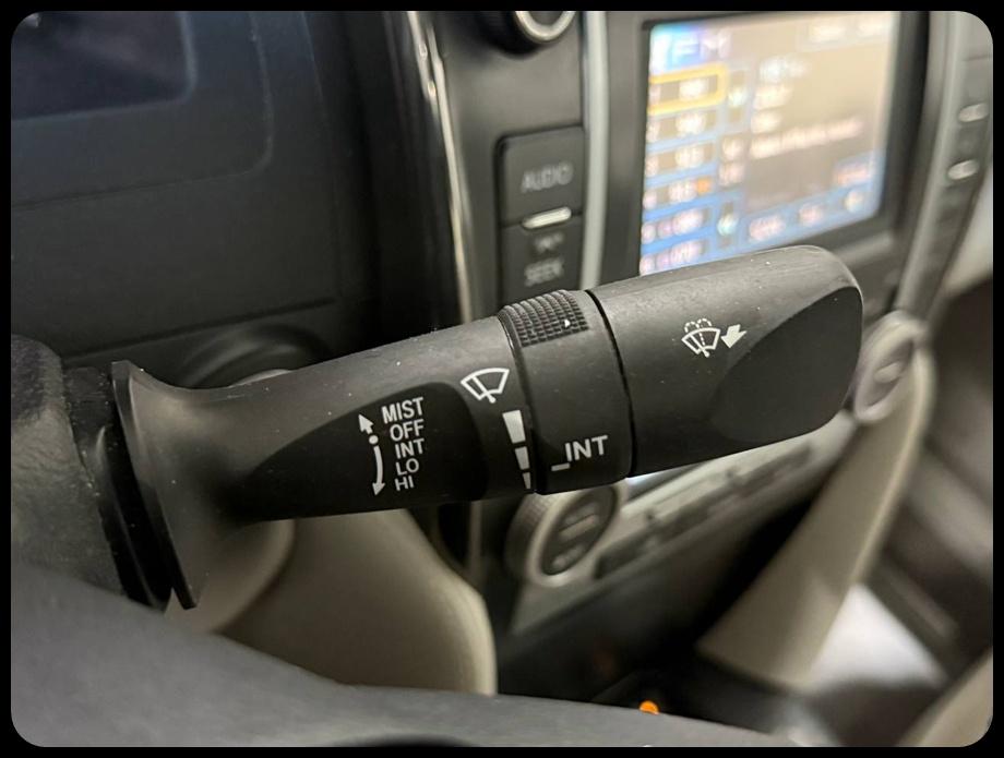 Toyota Camry photo 23