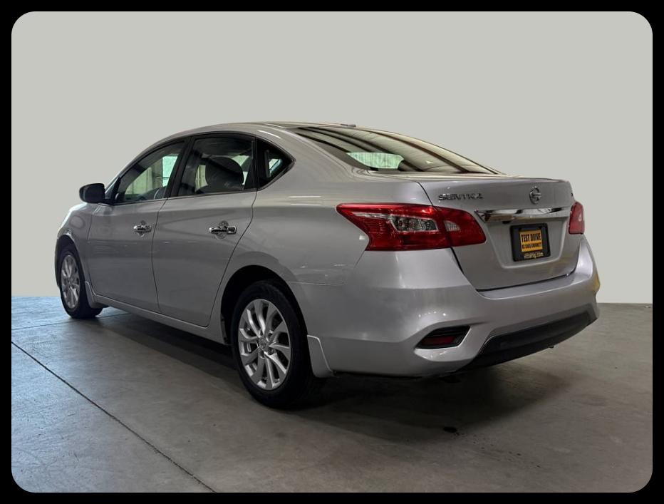 Nissan Sentra photo 7