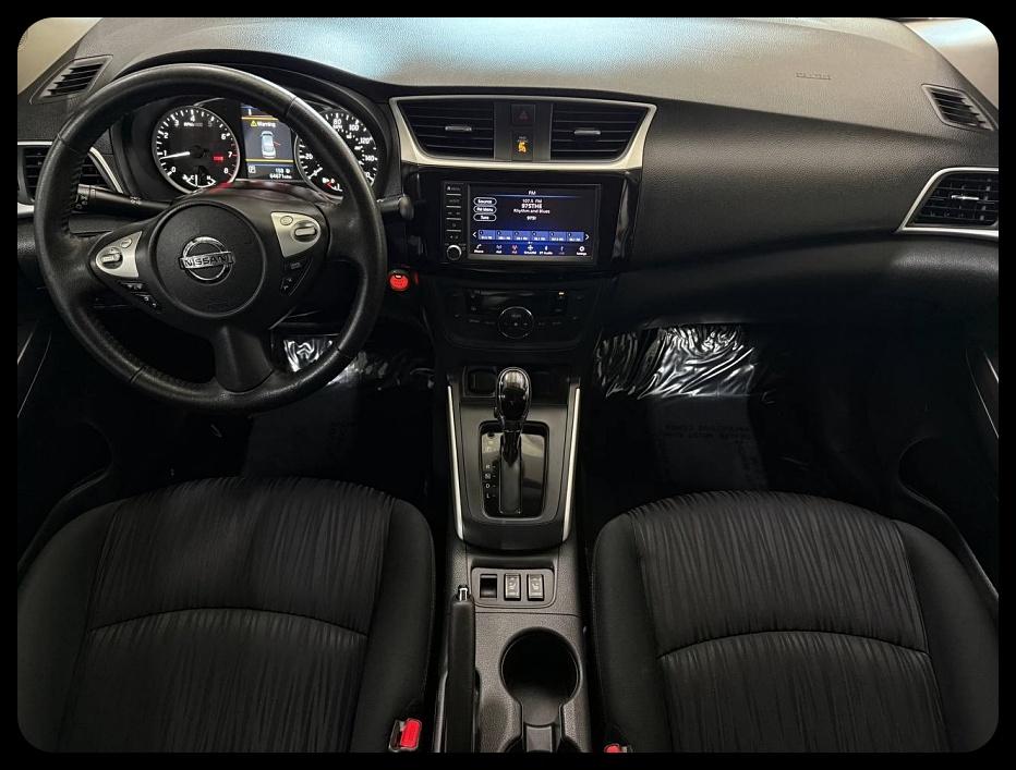 Nissan Sentra photo 12