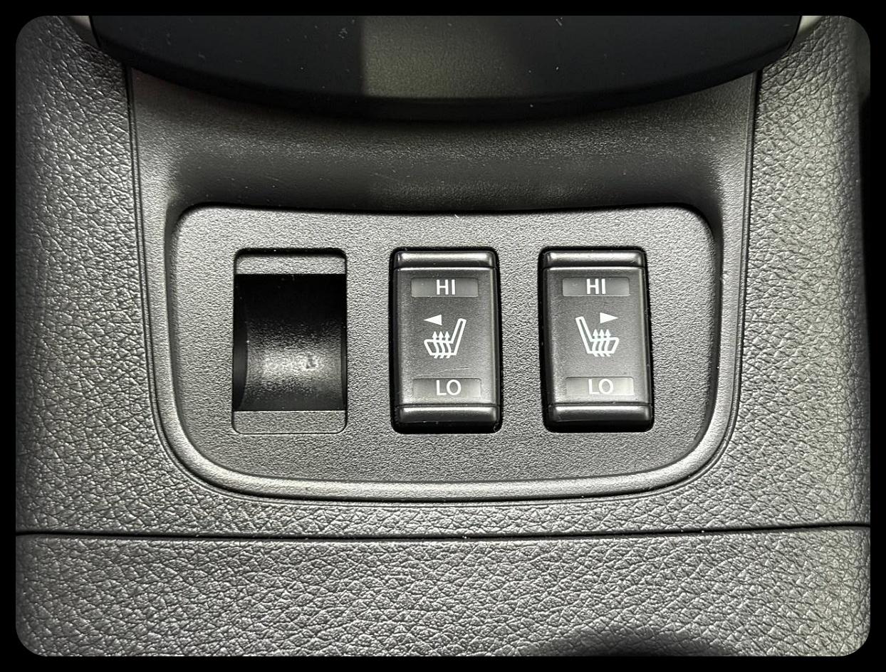 Nissan Sentra photo 32