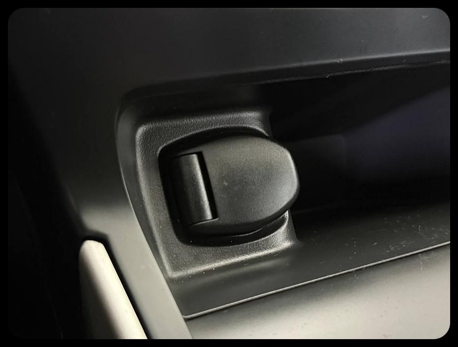 Nissan Sentra photo 33