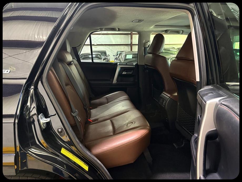 Toyota 4Runner photo 12