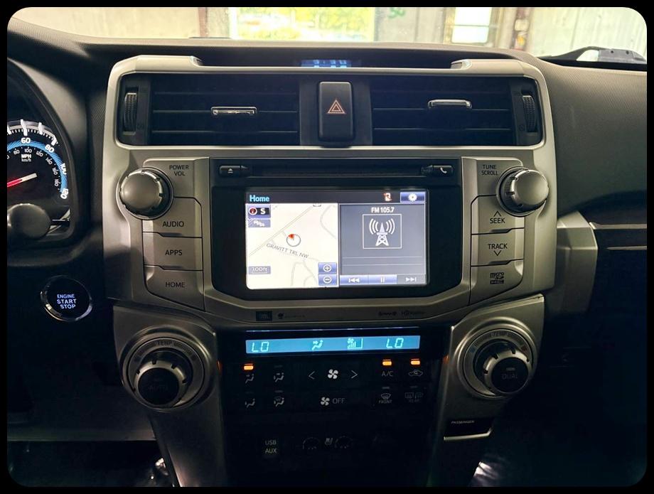 Toyota 4Runner photo 24