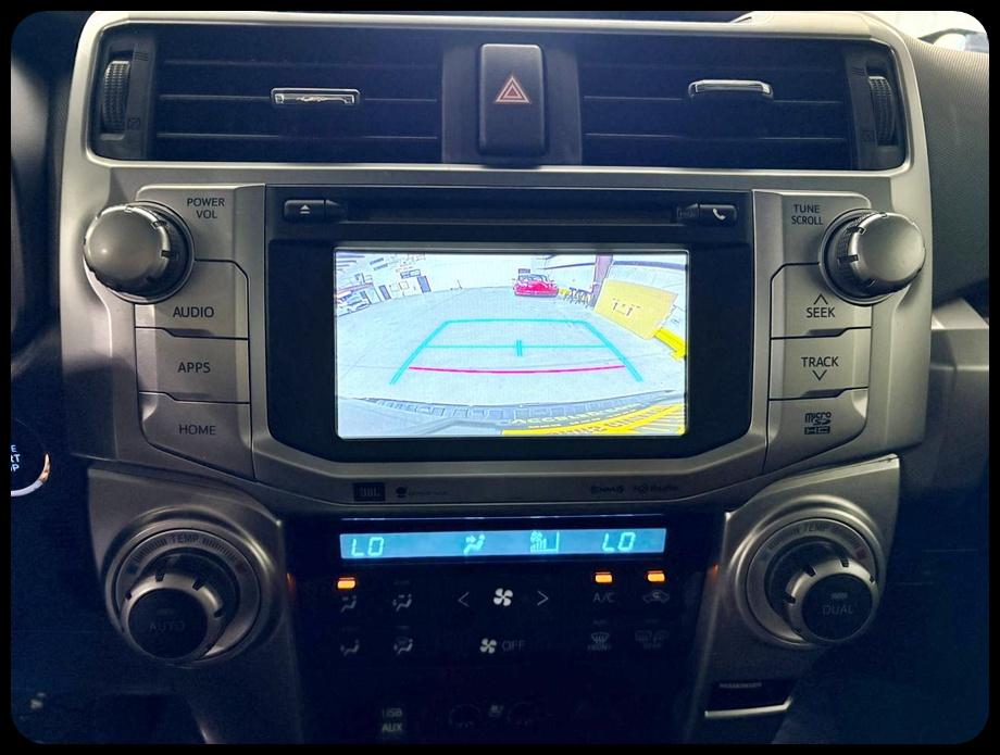 Toyota 4Runner photo 28