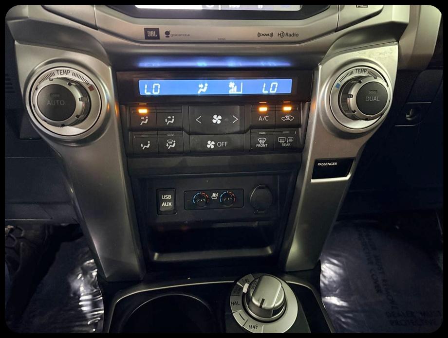 Toyota 4Runner photo 29