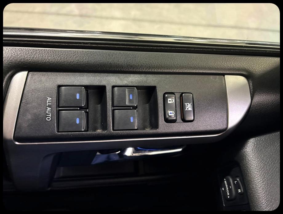 Toyota 4Runner photo 30