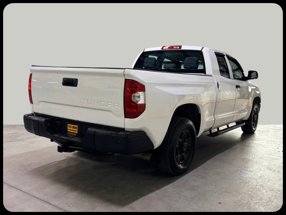 Toyota Tundra  2016