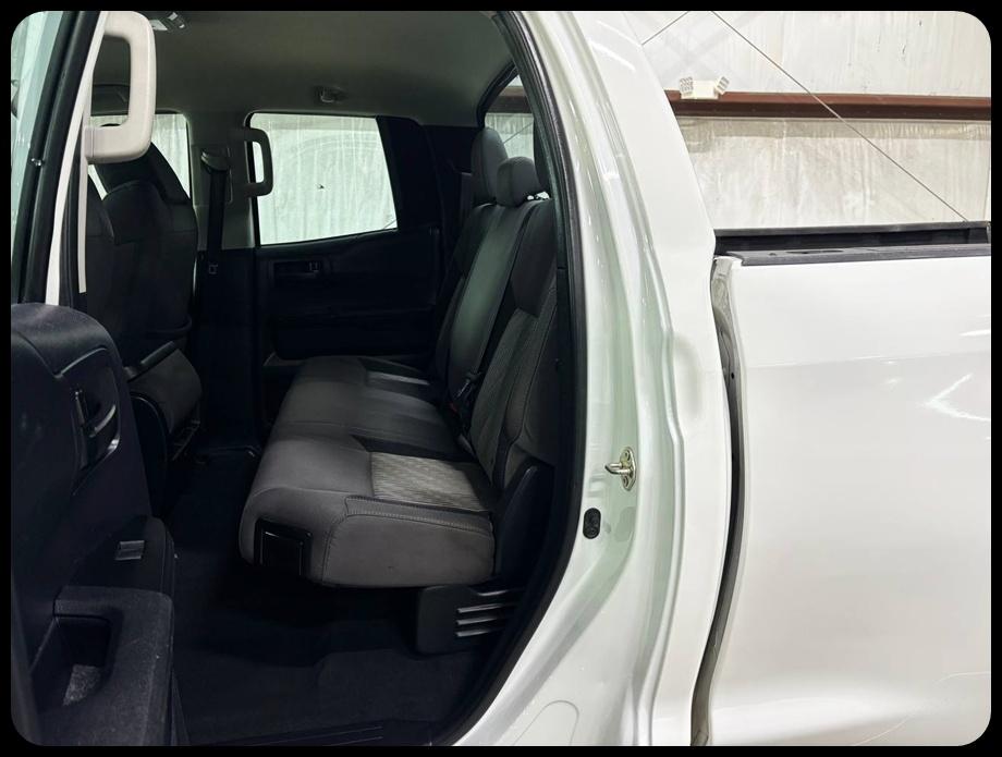 Toyota Tundra  2016