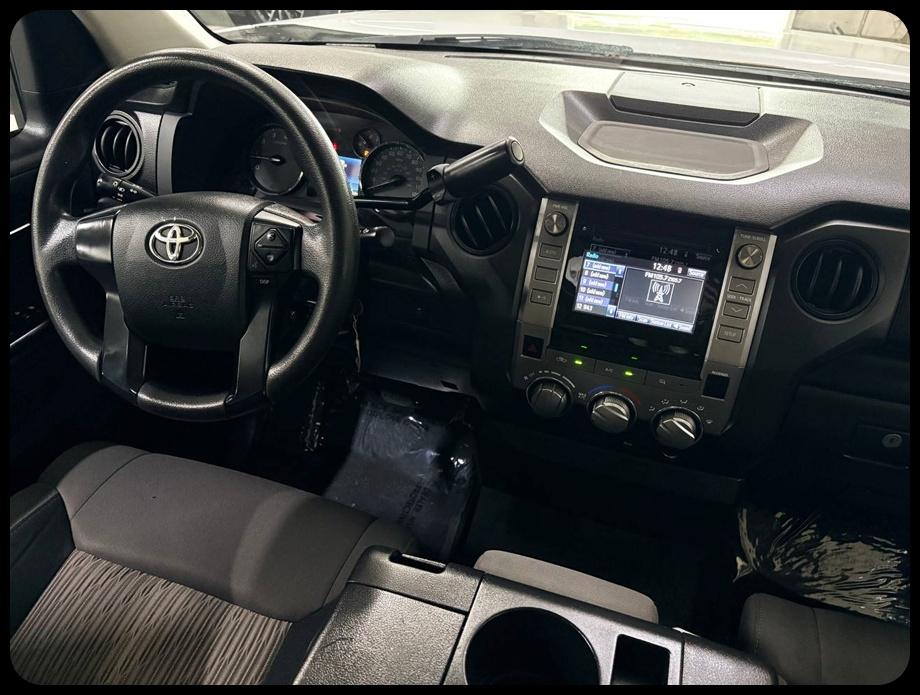 Toyota Tundra  2016