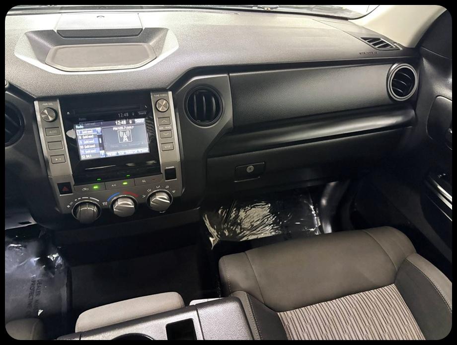 Toyota Tundra  2016