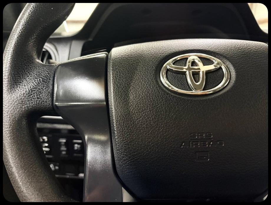 Toyota Tundra  2016