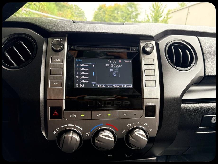Toyota Tundra  2016