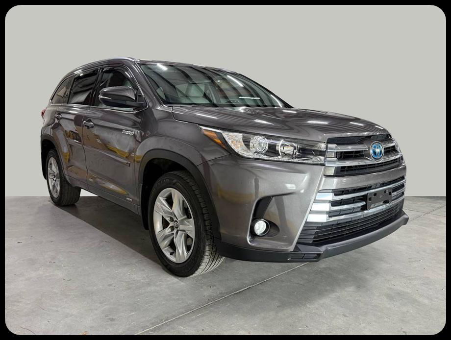 Toyota Highlander Hybrid Limited 2017