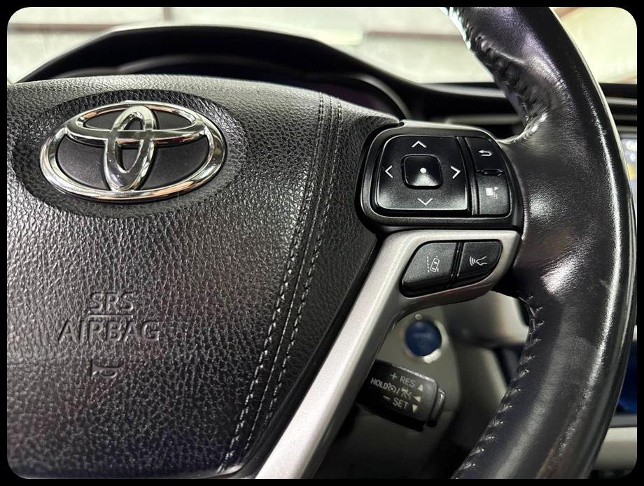 Toyota Highlander Hybrid Limited 2017