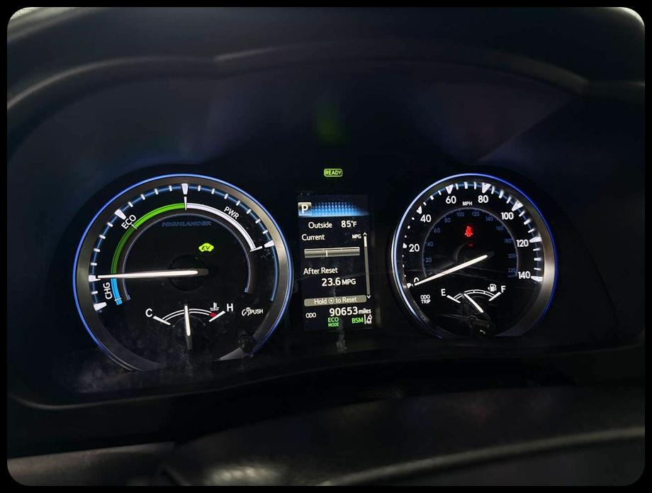 Toyota Highlander Hybrid Limited 2017