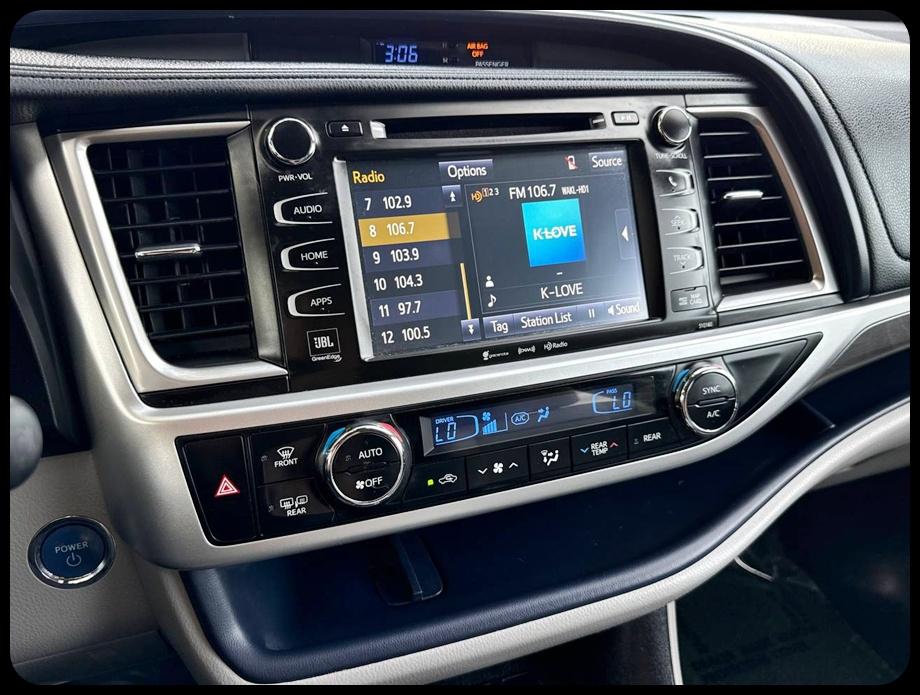 Toyota Highlander Hybrid Limited 2017