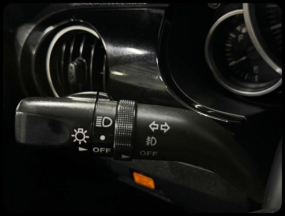 Mazda MX-5 Miata  2007