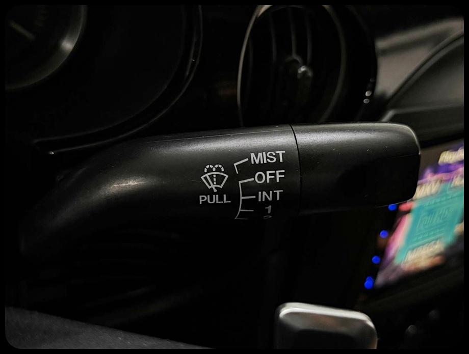 Mazda MX-5 Miata  2007