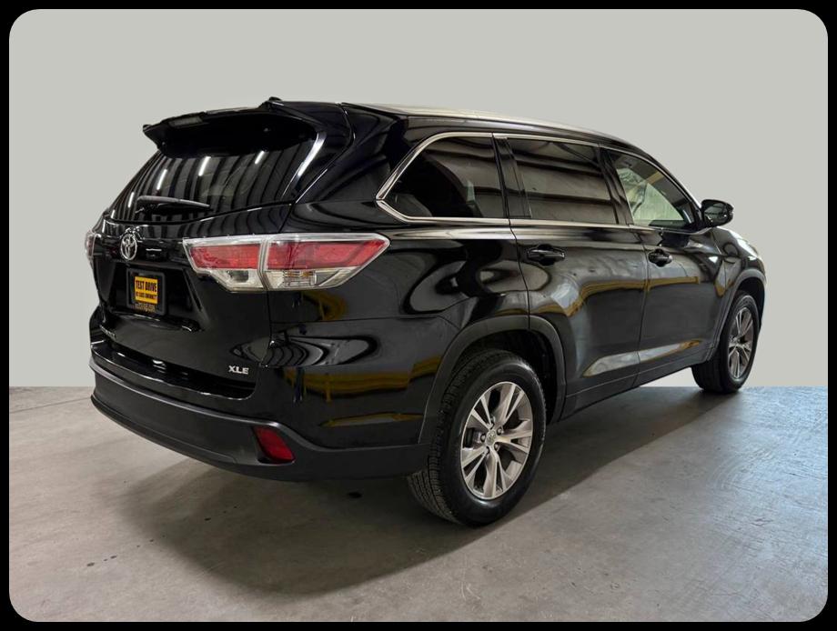 Toyota Highlander XLE 2015