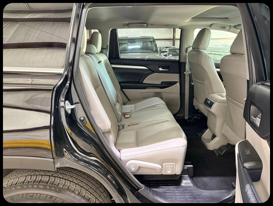 Toyota Highlander XLE 2015